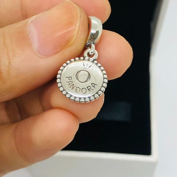 ✨🔥Pandora New Zealand Map Exclusive Dangle charm - Picture 3 of 4